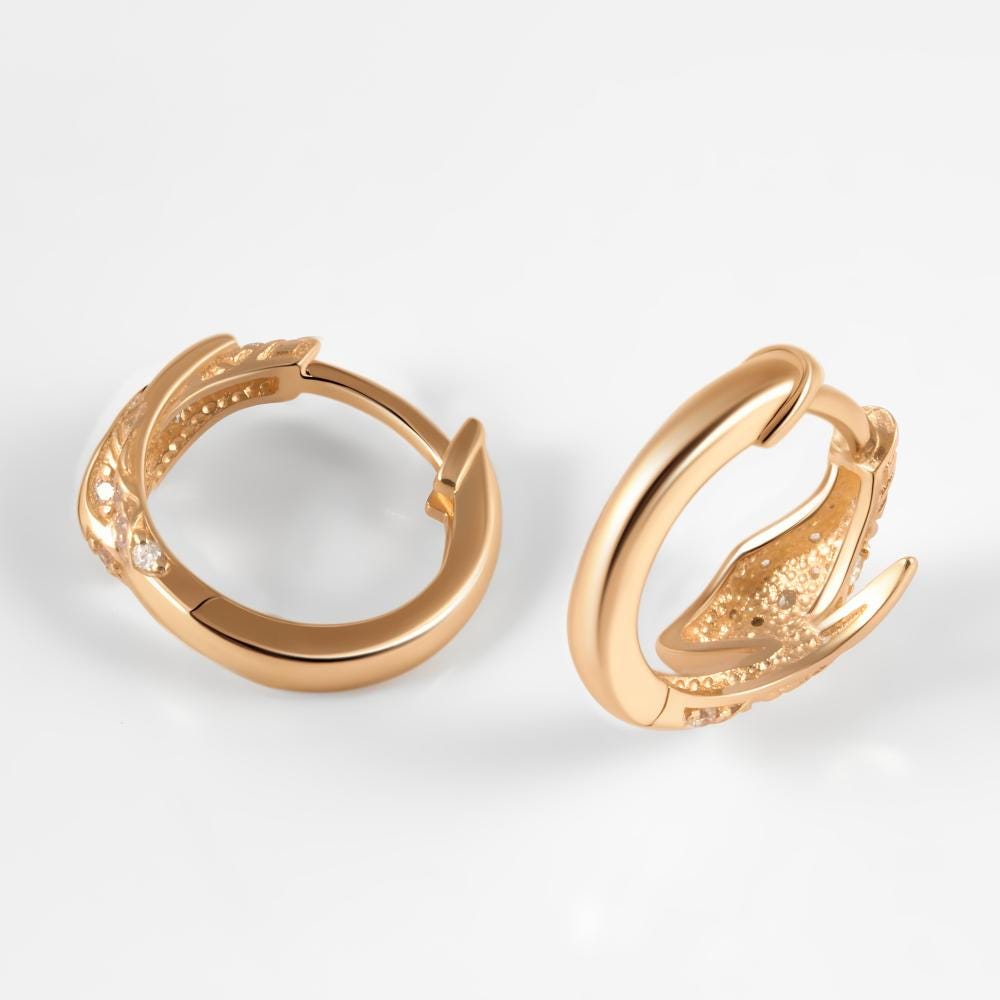Luxury Gold Twist Hoop Earrings | Leaf-Inspired Diamond Hoops | Modern Fine Jewelry Gift for Her.